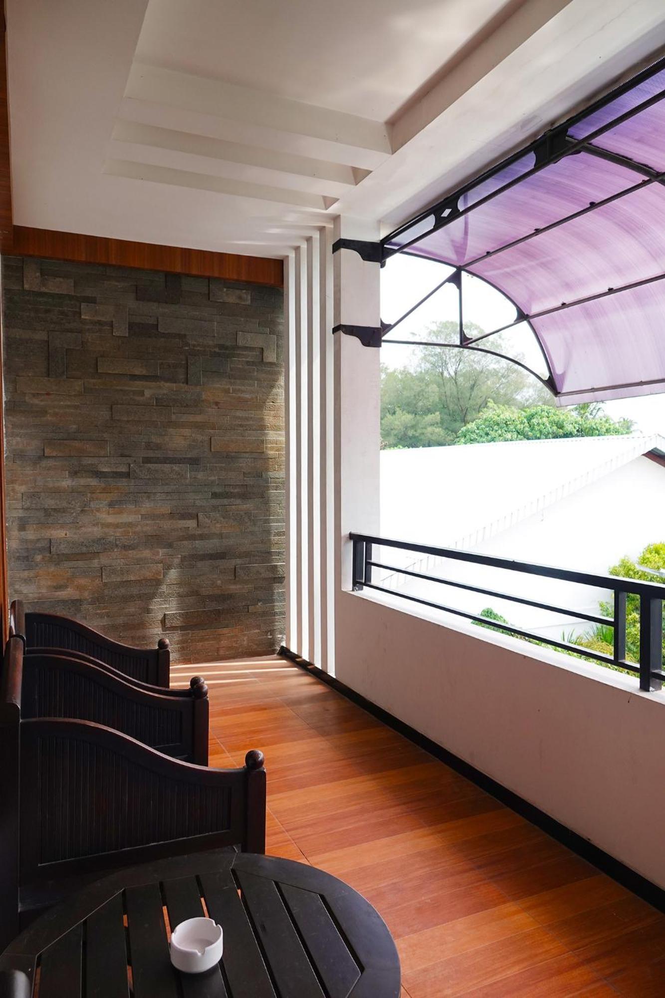 Baratha Hotel & Resto Bondowoso 외부 사진