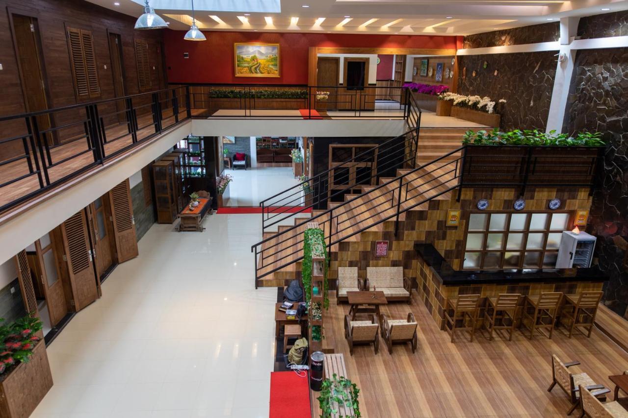 Baratha Hotel & Resto Bondowoso 외부 사진