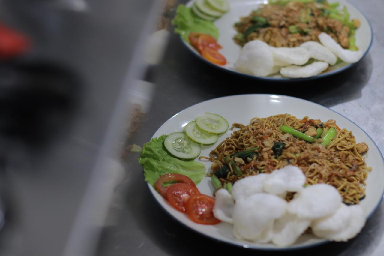 Baratha Hotel & Resto Bondowoso 외부 사진