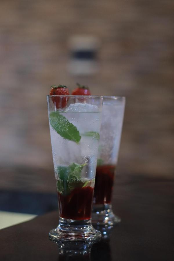 Baratha Hotel & Resto Bondowoso 외부 사진