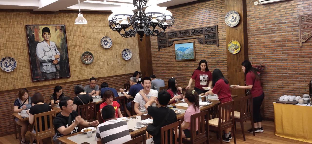 Baratha Hotel & Resto Bondowoso 외부 사진